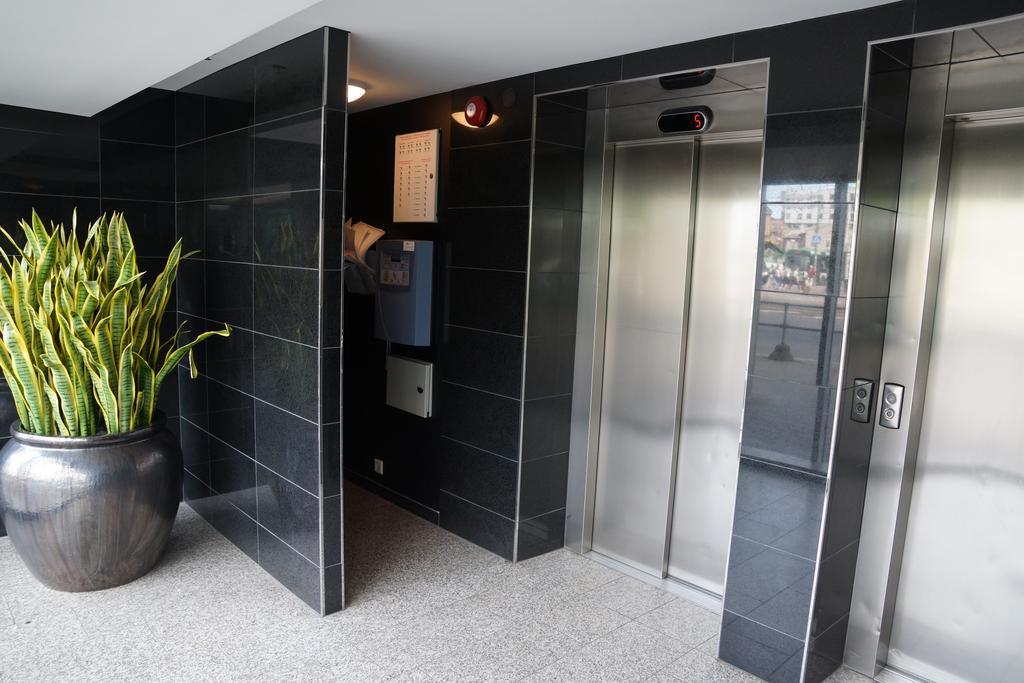 Viru Vaeljak 6 Apartment Tallinn Buitenkant foto